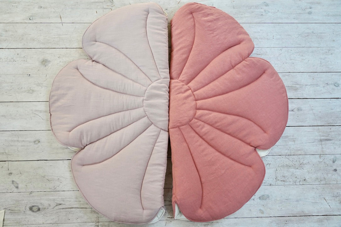 Linen Powder Rose Flower Mat