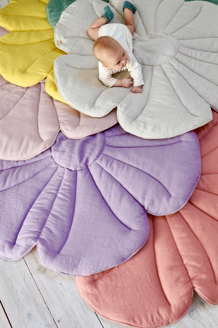 Linen Powder Rose Flower Mat