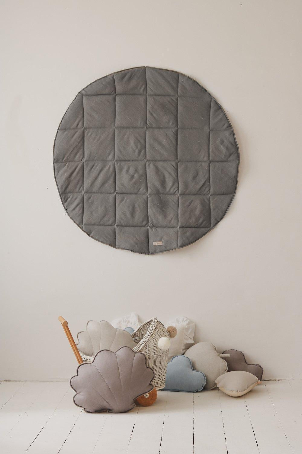 Beige Teepee and Grey Linen Round Mat Set
