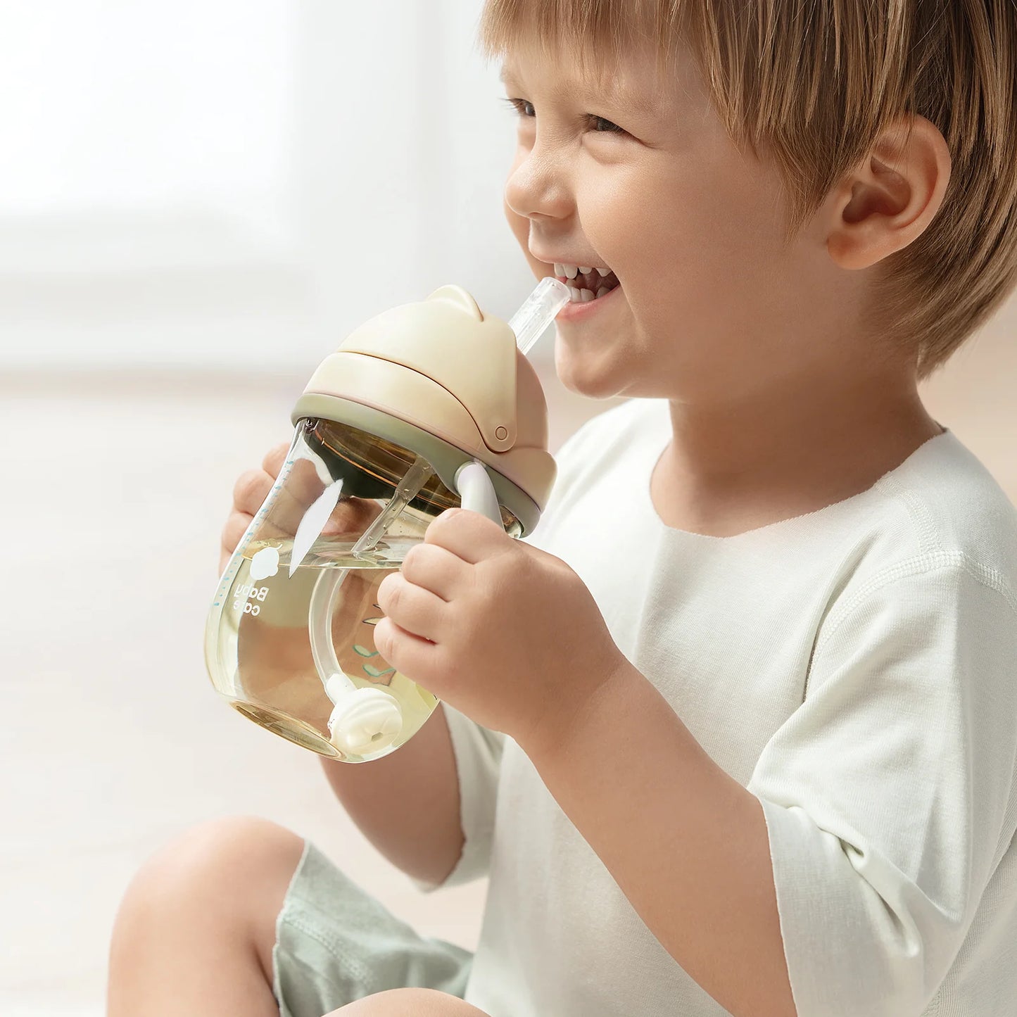 Classic Tritan Sippy Cup 8.12 oz