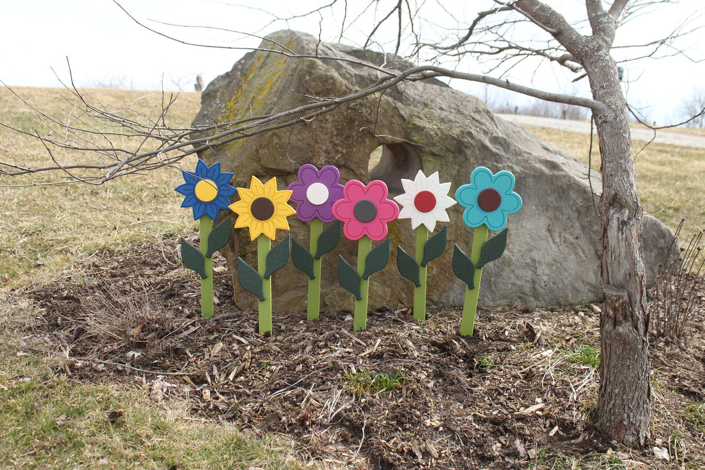 NEW! Decorative Flower Stake for Outdoor Décor, Amish-Made with Poly Lumber, Sunflower