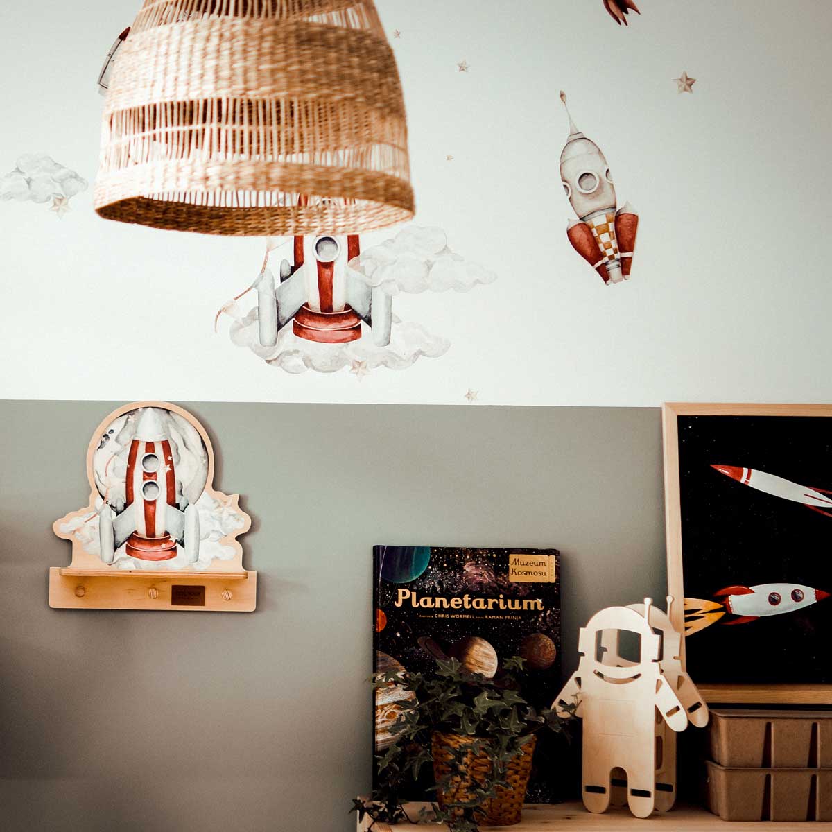 Rocketship Mini Shelf