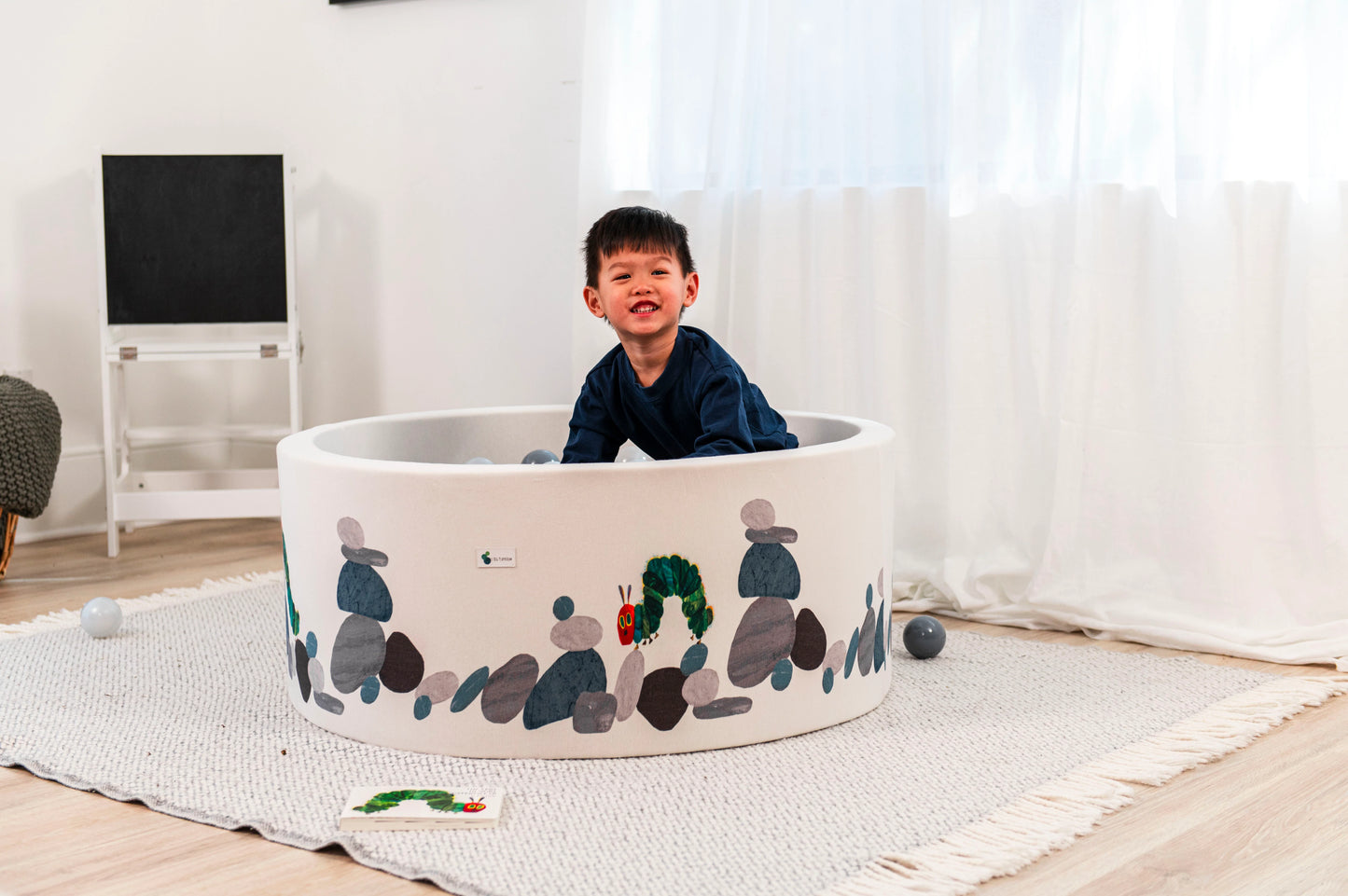 The Very Hungry Caterpillar™ Ball Pit + 200 Pit Balls