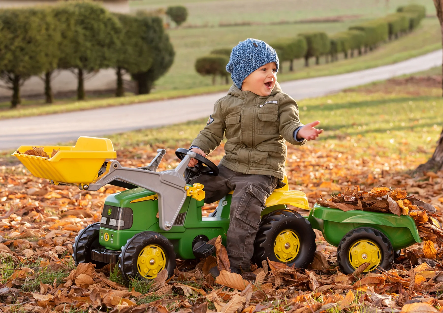 John Deere Pedal Tractor With Loader