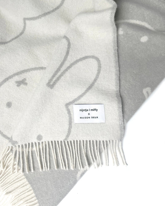 Blanket MIFFY Cloud White / Grey Print 4.25 x 6.5 ft