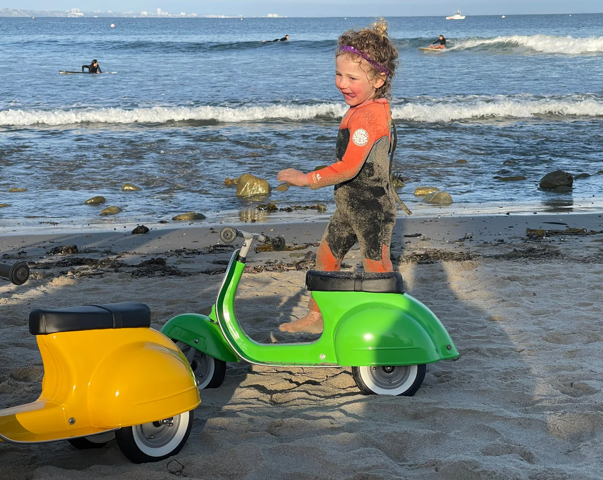 PRIMO Classic Ride On Kids Scooter | Malibu Lime Green