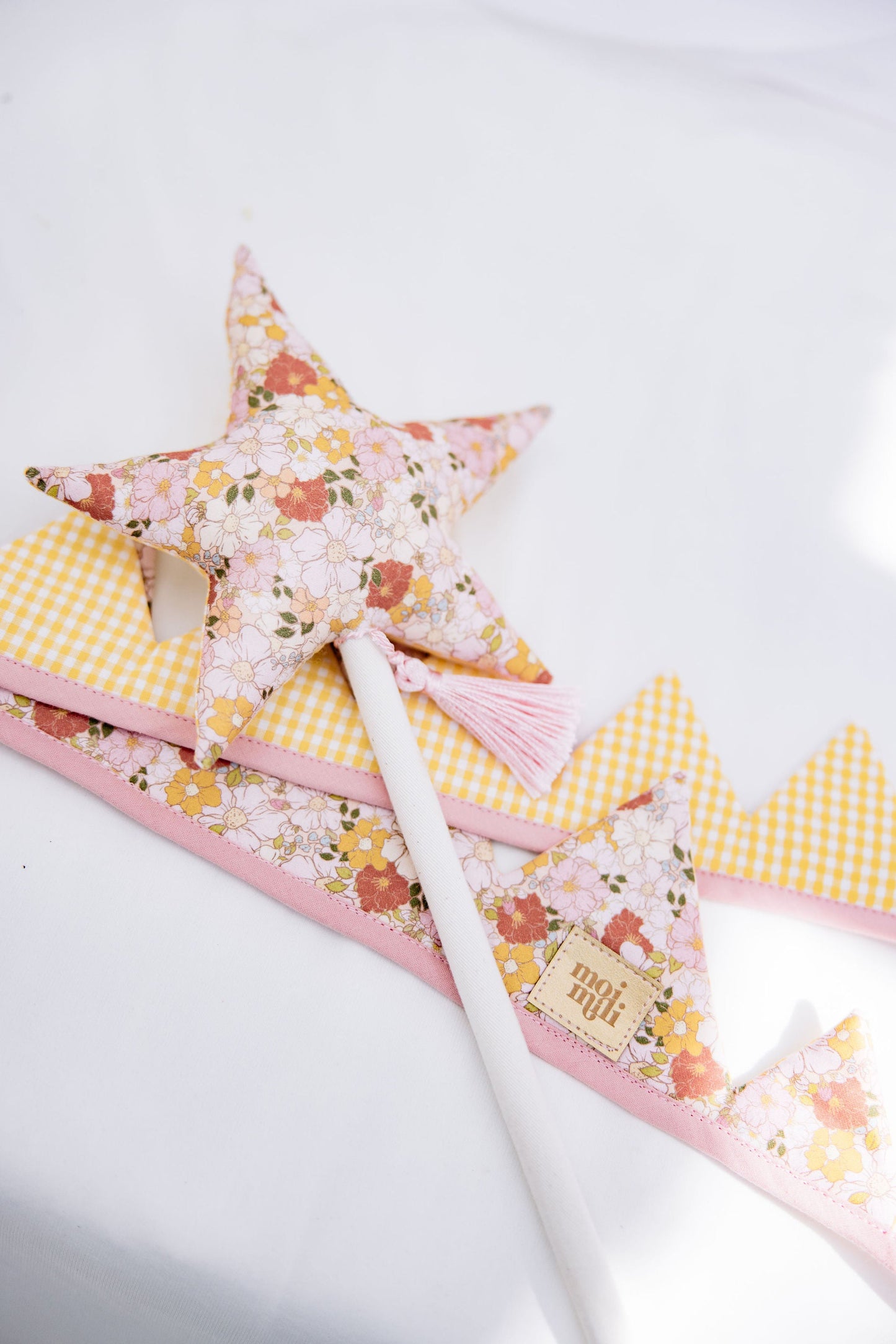 "Spring Garden" Cotton Magic Wand