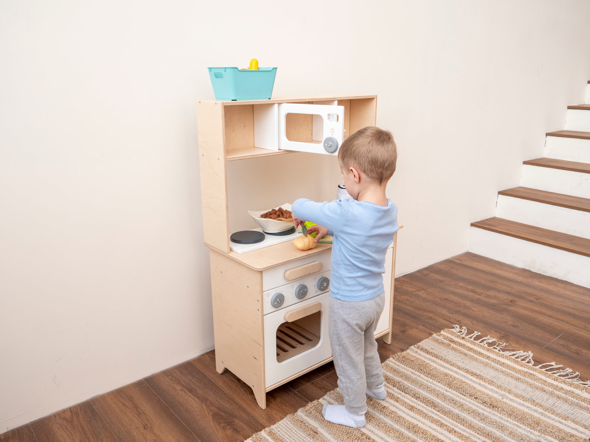 Wooden Play Kitchen with Working Sink | White - Oliver Ruffus