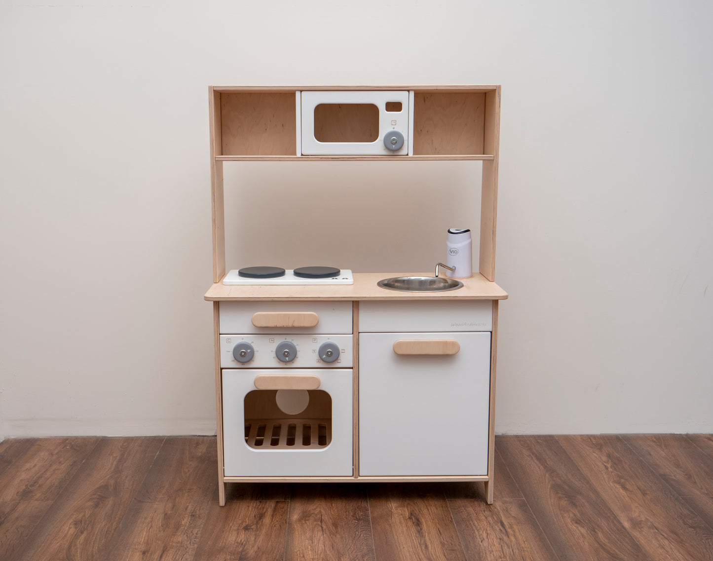 Wooden Play Kitchen with Working Sink | White - Oliver Ruffus