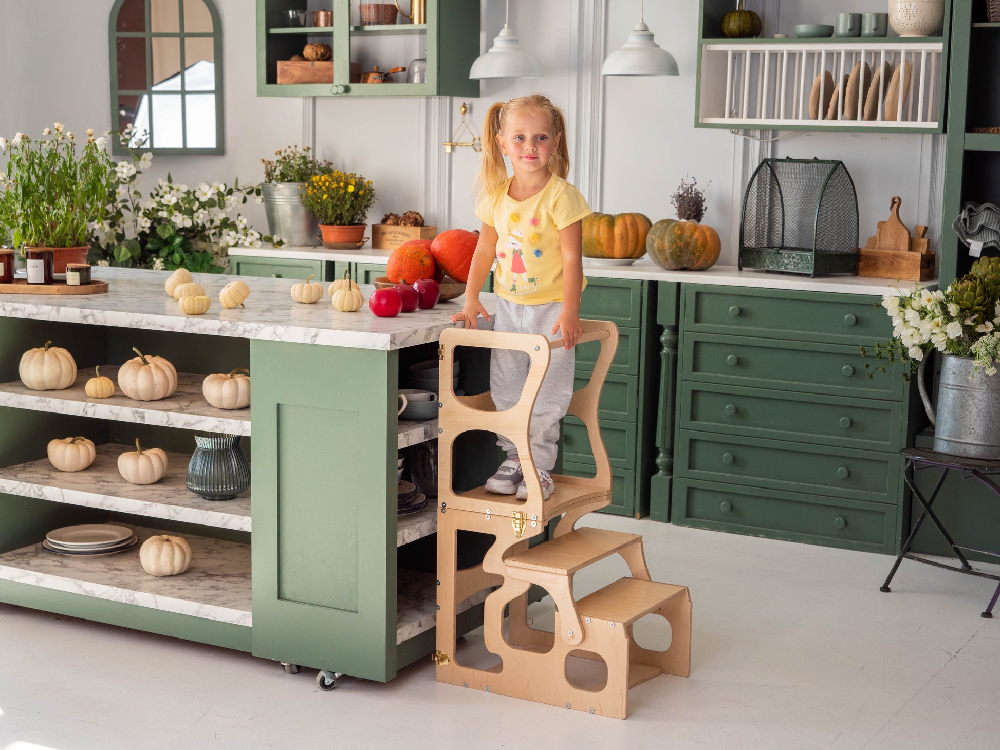 Convertible Kitchen Tower and Writing Desk, 2-in-1 Learning Helper - Oliver Ruffus