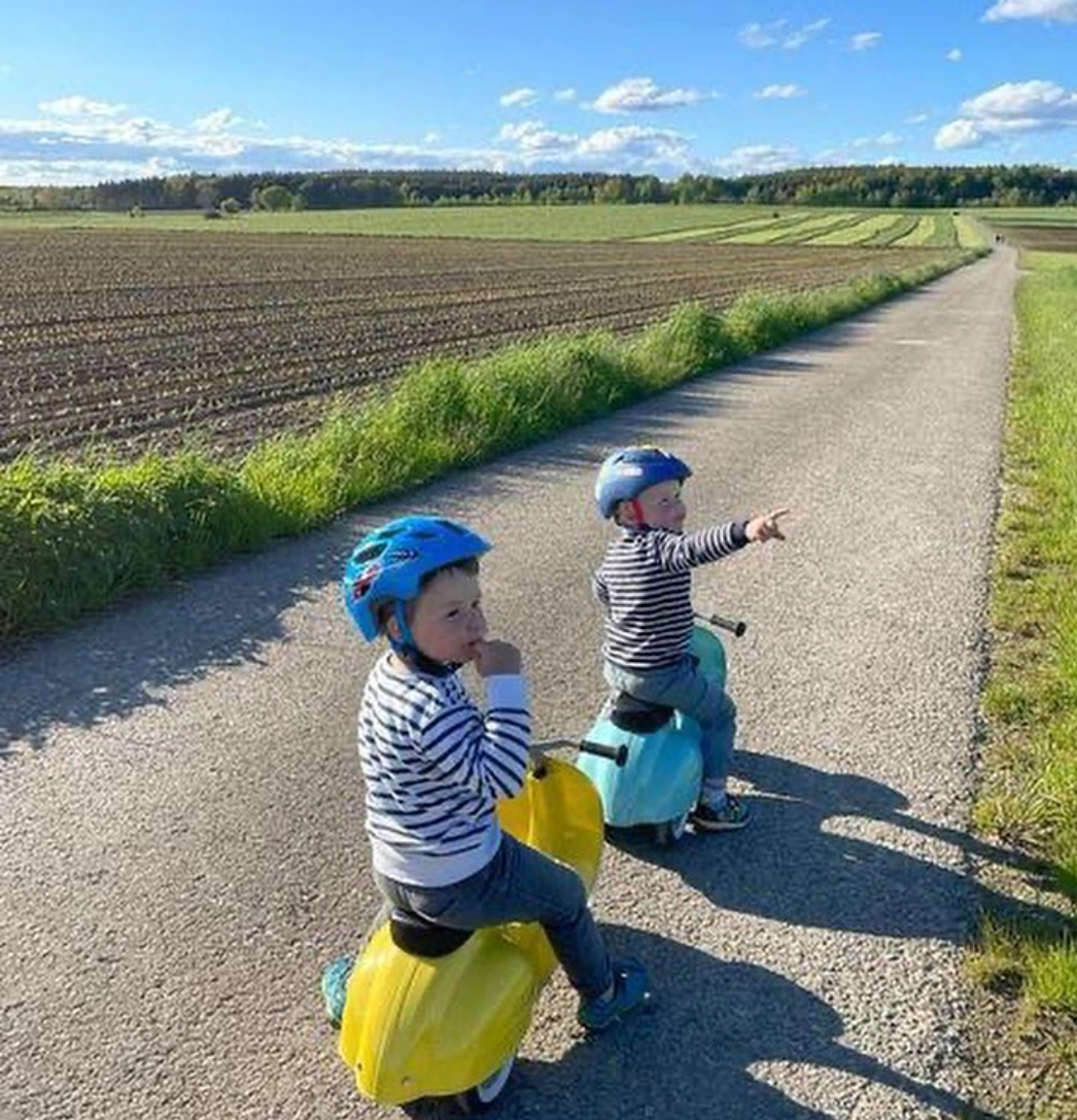 PRIMO Classic Ride On Kids Scooter - Oliver Ruffus