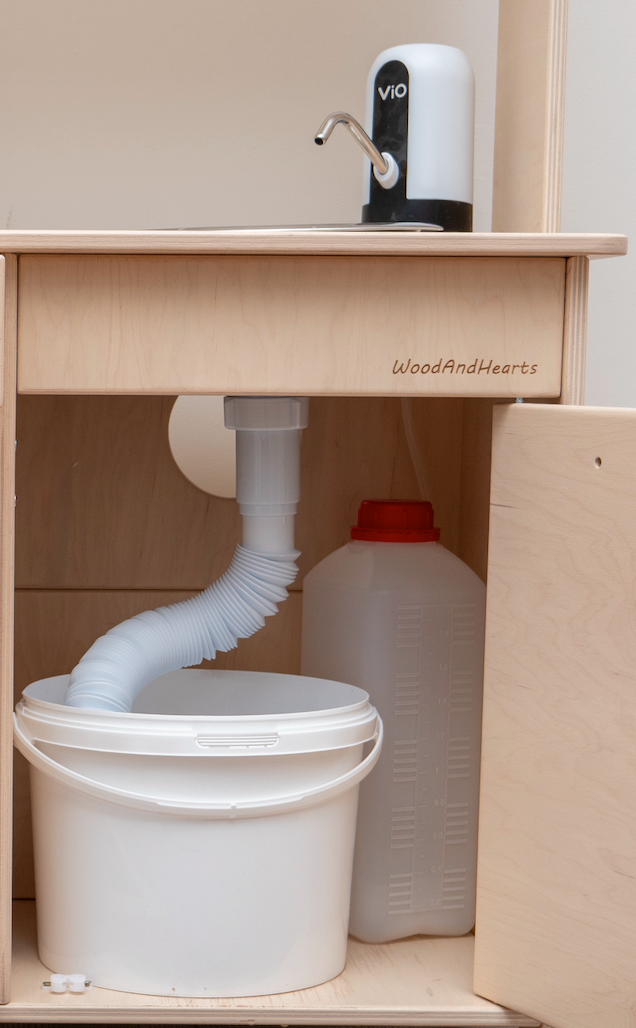 Wooden Play Kitchen with Working Sink | White - Oliver Ruffus