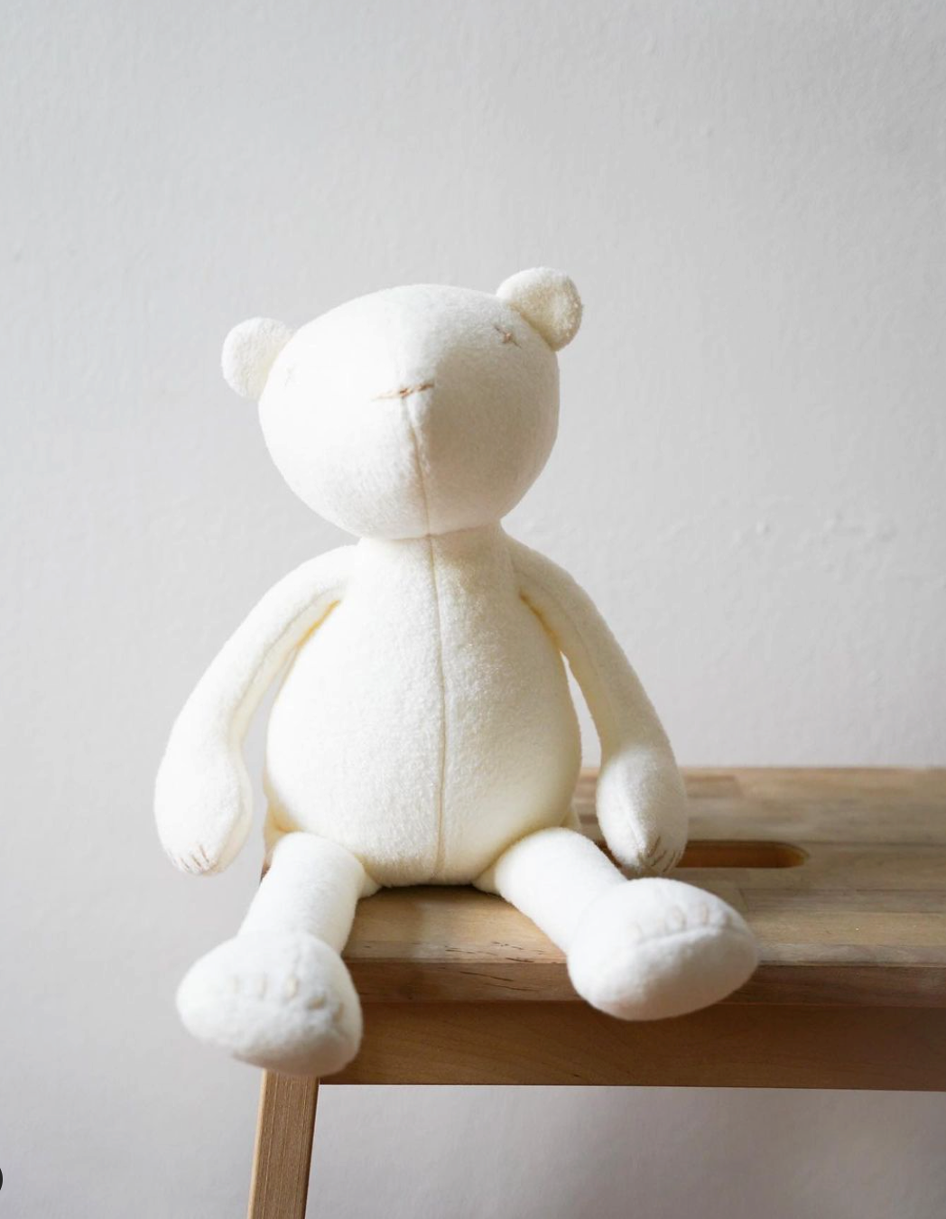 Jermaine The Bear | Large Vanilla Color - Oliver Ruffus