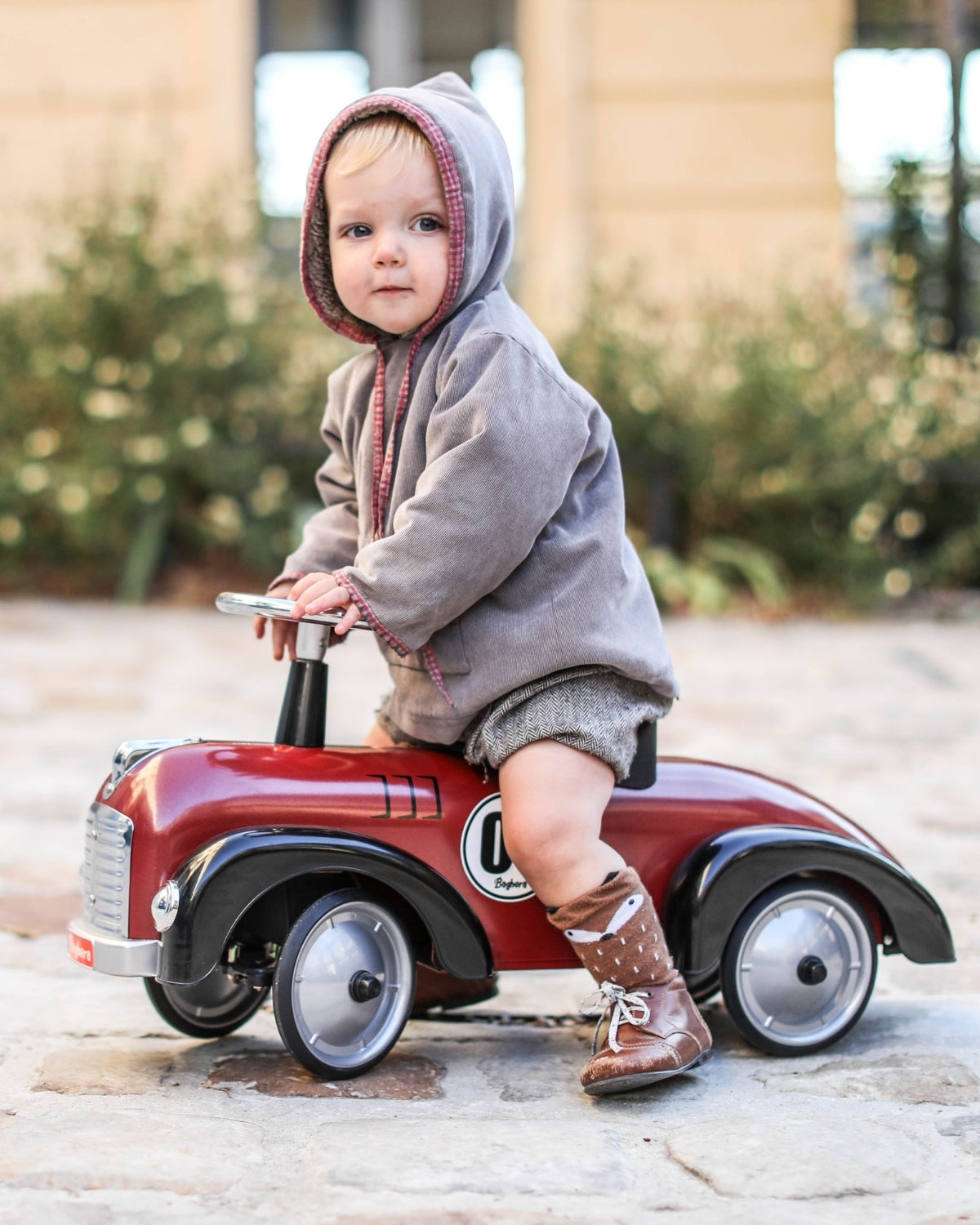 Ride-On Speedster Dark Red