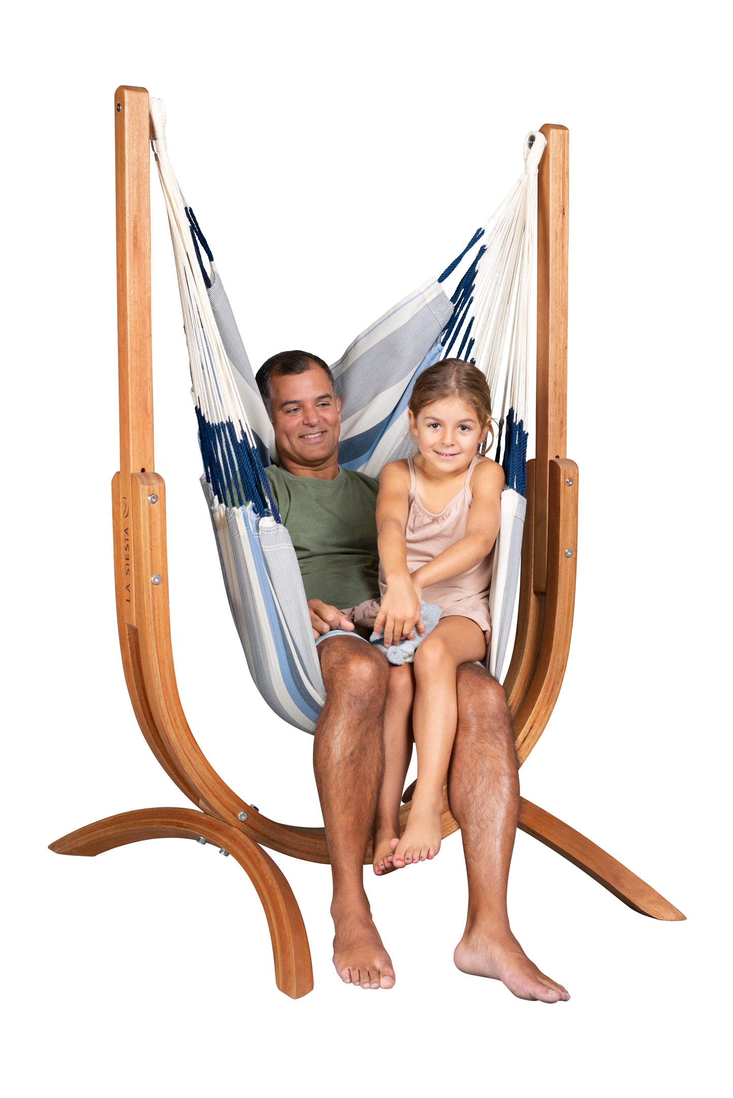 Udine Outdoor Weather-Resistant Hammock Chair with FSC® certified Eucalyptus Stand