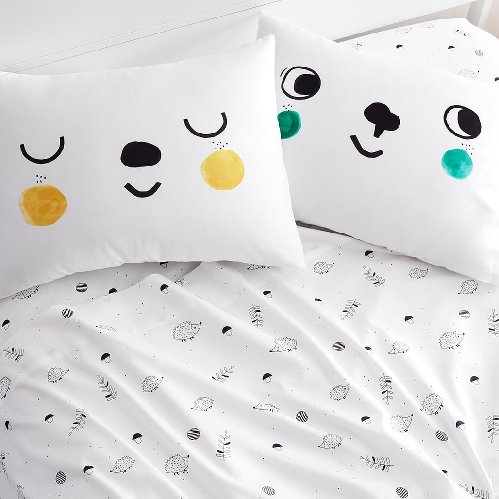 2-pack Happy Faces Standard Size Pillowcases