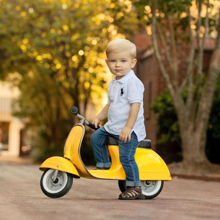 PRIMO Classic Ride On Kids Scooter | Malibu Bumble Bee