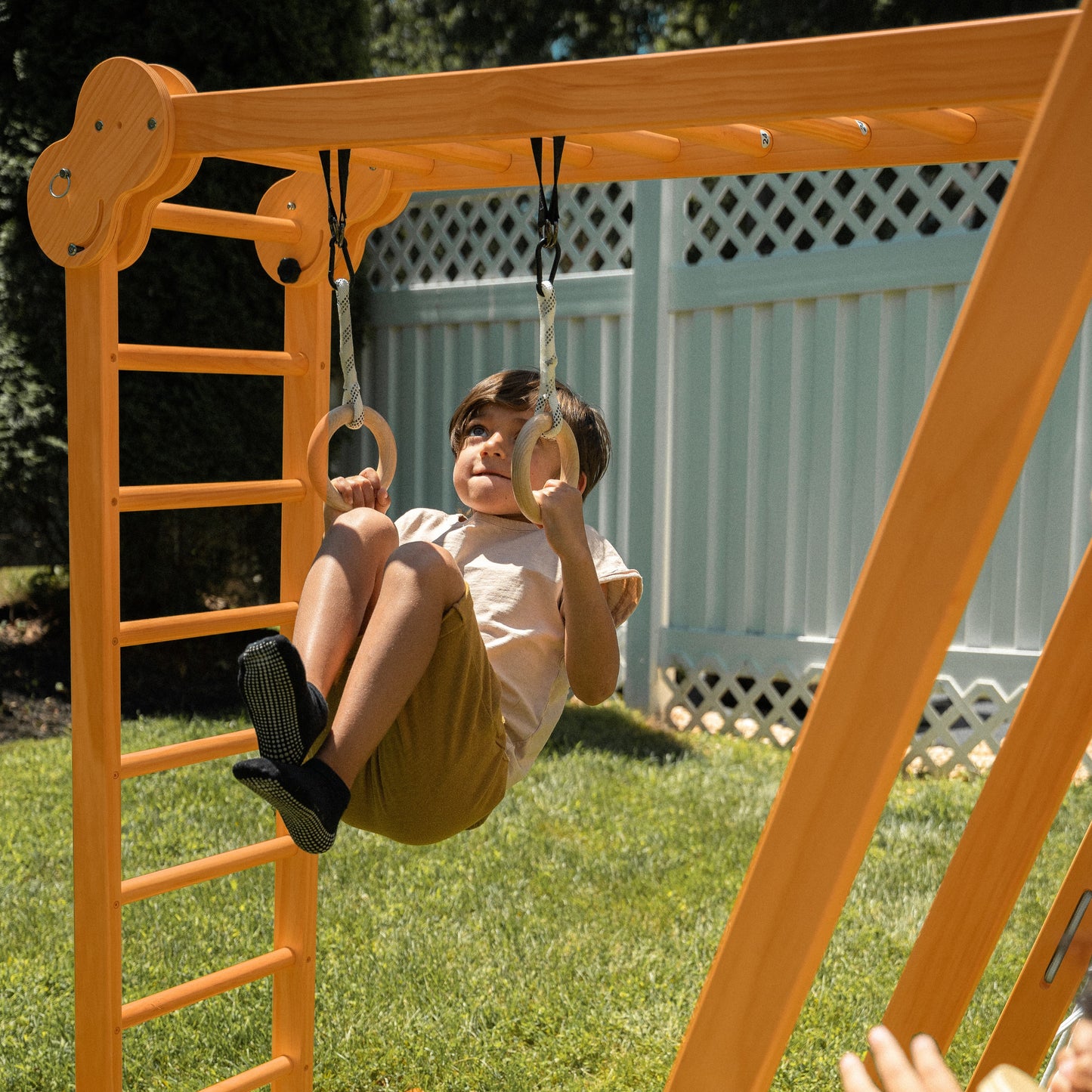 Chestnut - Outdoor and Indoor 8-in-1 Jungle Gym for Toddlers Playset