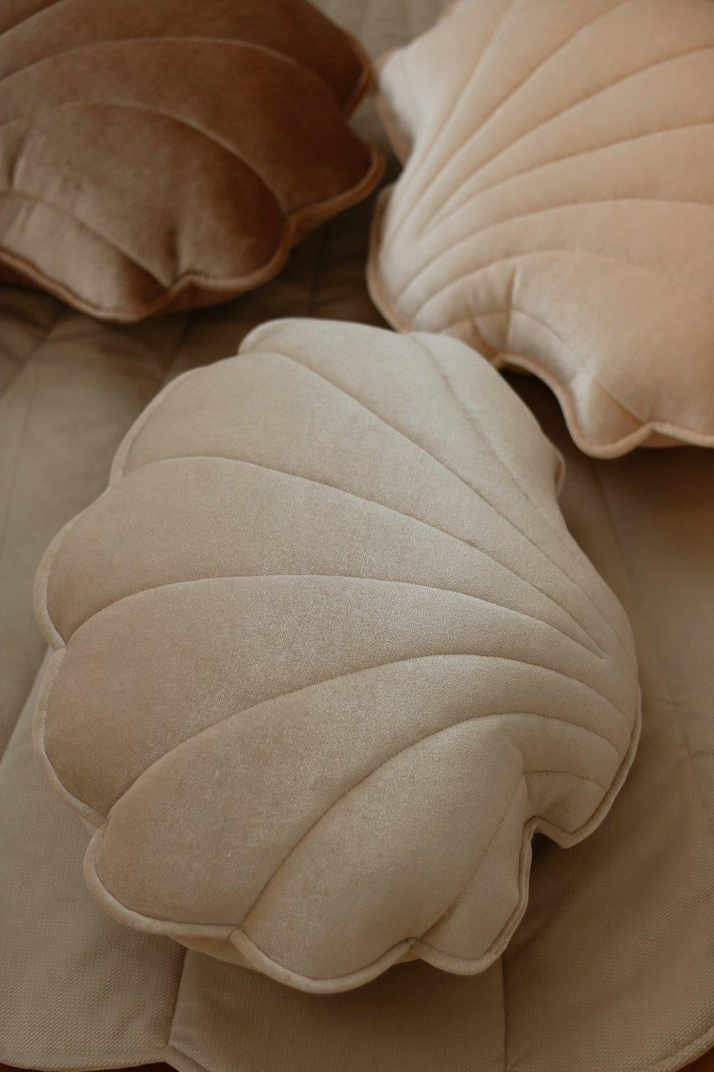 Velvet Cream Pearl Shell Pillow