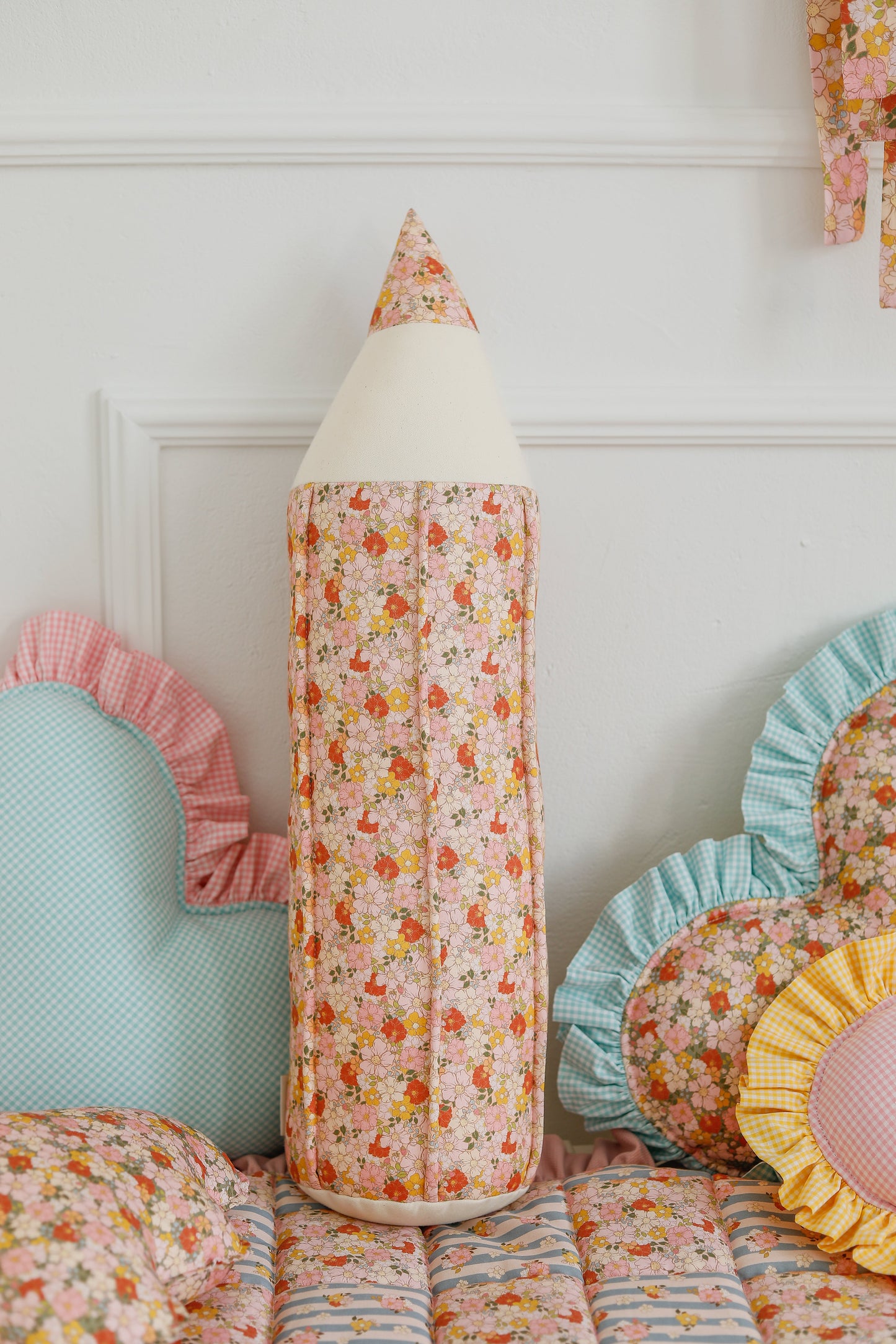 "Spring Garden" Cotton Crayon Pillow