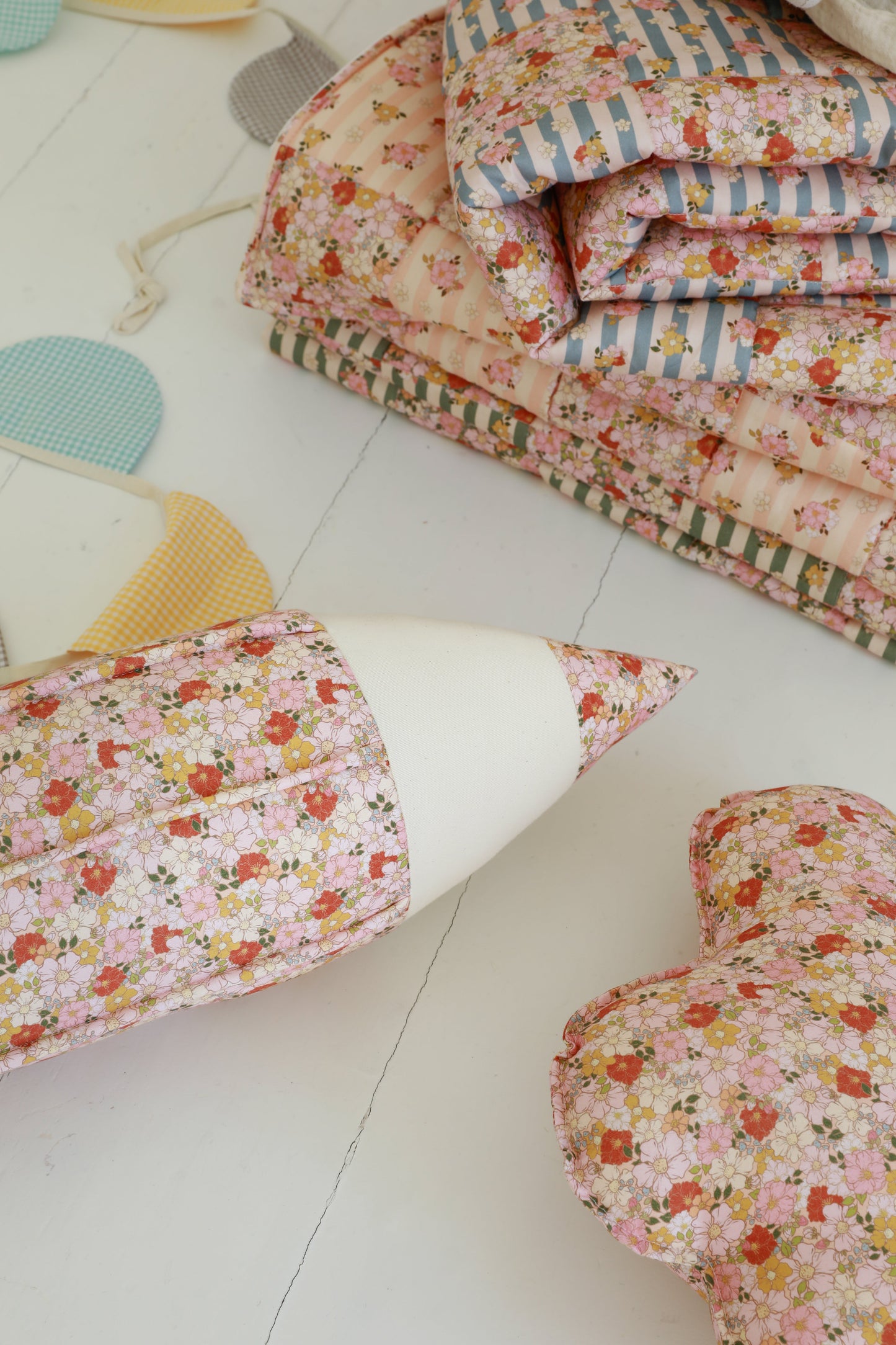 "Spring Garden" Cotton Crayon Pillow