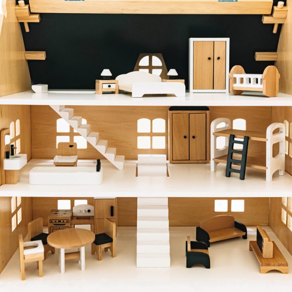 Dollhouse Furniture and Accessories - Oliver Ruffus