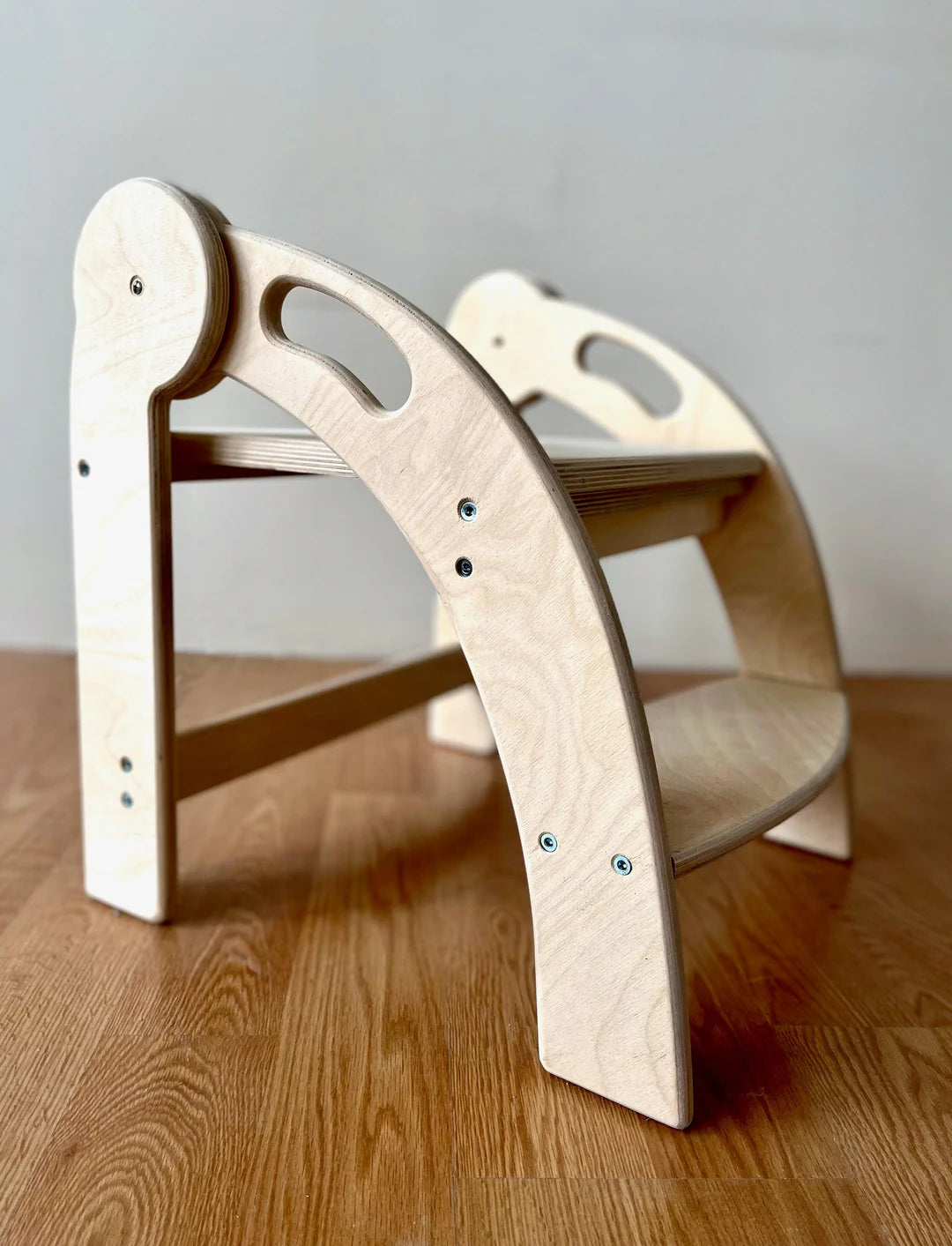 Foldable Montessori Kitchen Step Stool - Oliver Ruffus