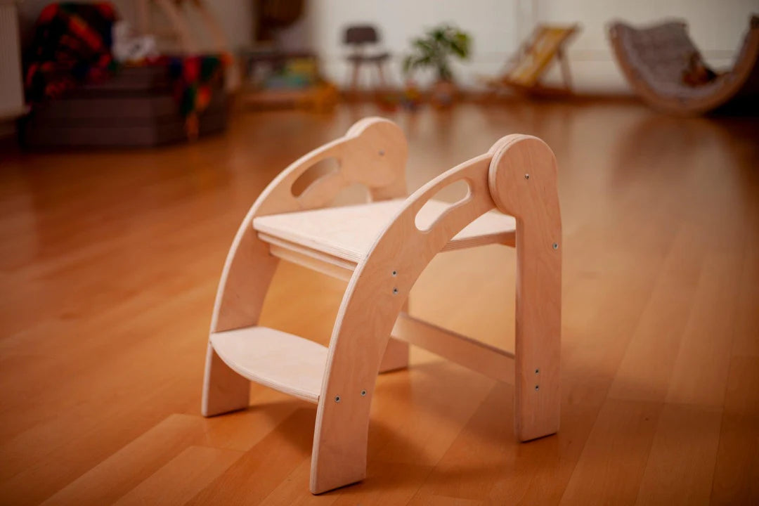 Foldable Montessori Kitchen Step Stool - Oliver Ruffus