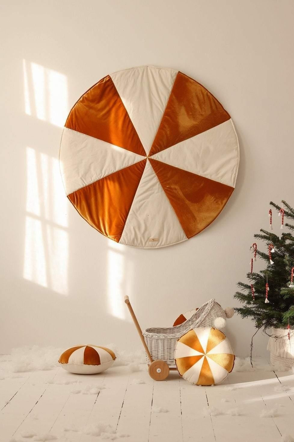 Christmas Gold Candy Round Patchwork Mat