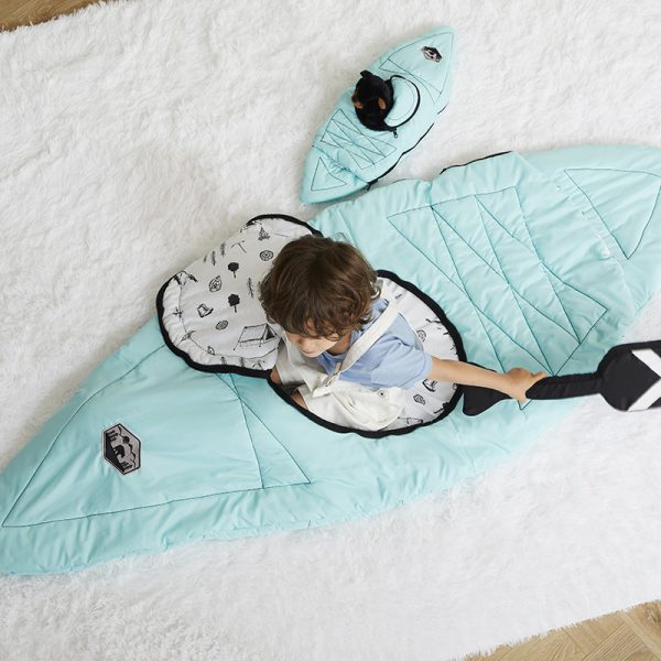 Kayak Sleeping Bag with Oars - Oliver Ruffus