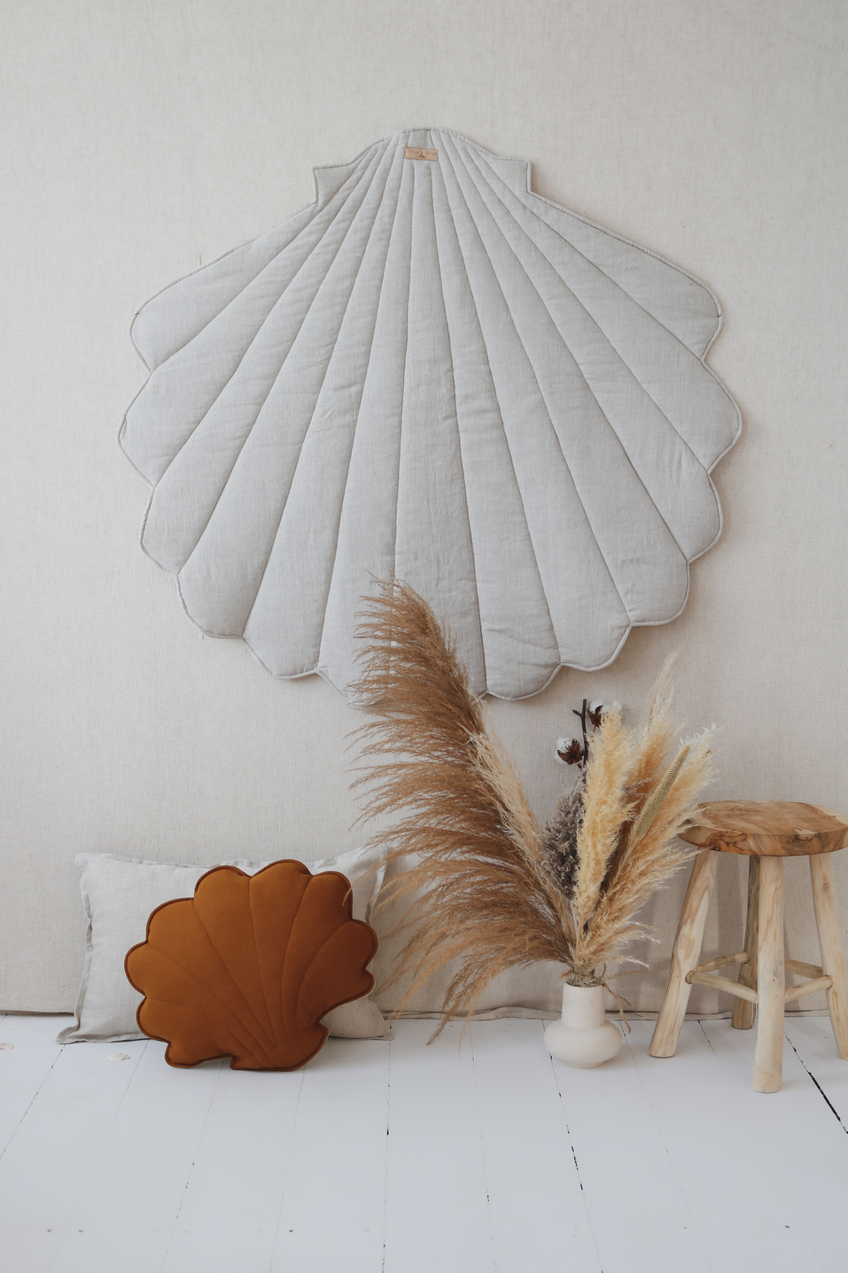 Linen Sand Shell Mat