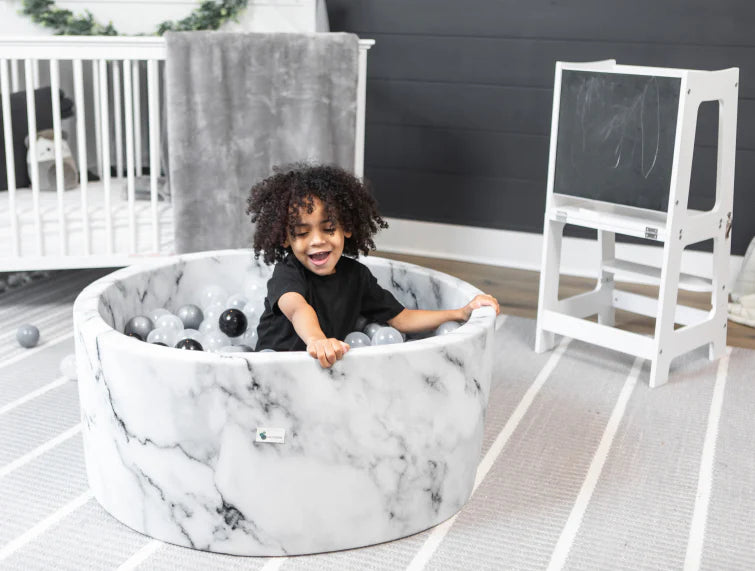 Luxurious Marble  Ball Pit + 200 Pit Balls