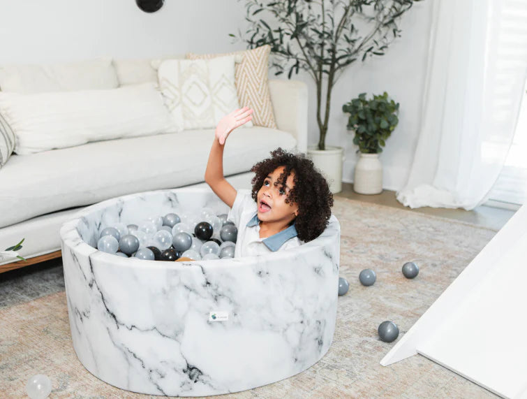 Luxurious Marble  Ball Pit + 200 Pit Balls