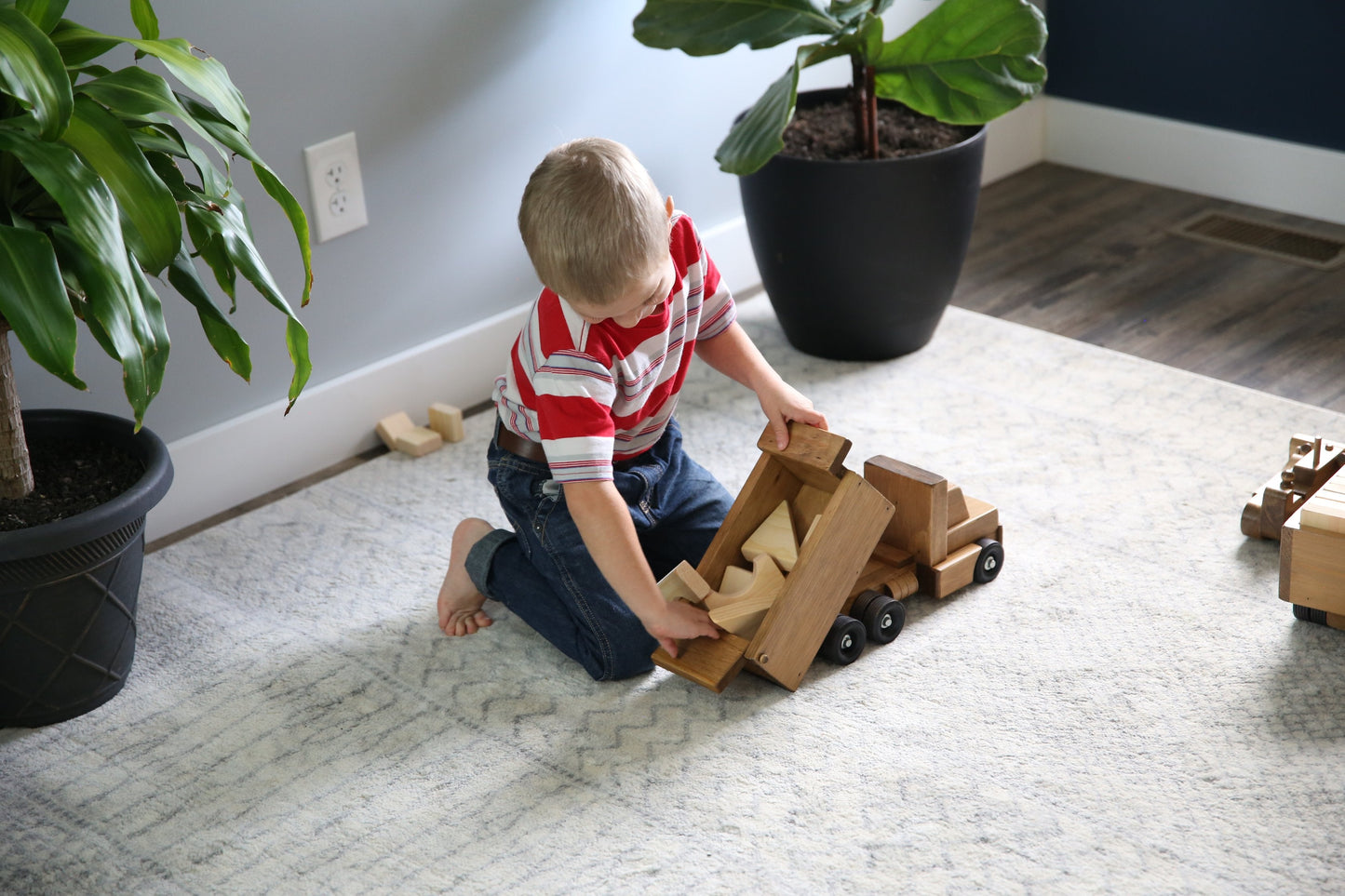 Wooden Dump Truck Toy With Real Rolling Wheels and Dumping Bed