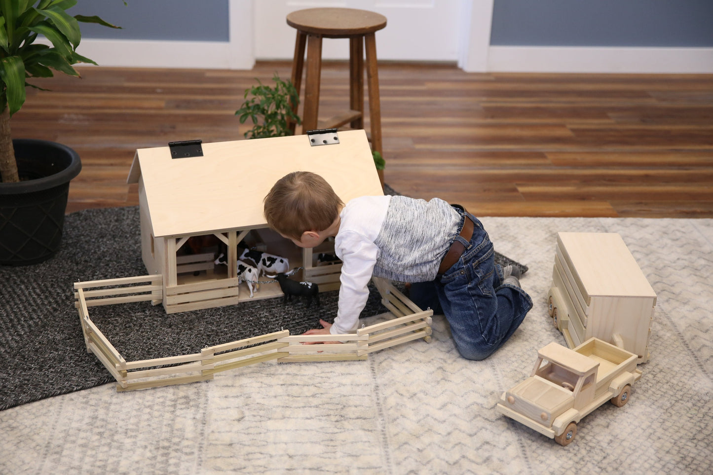 Large A-Frame Barn Toy with Hay Loft, Realistic Wooden Toy Barn