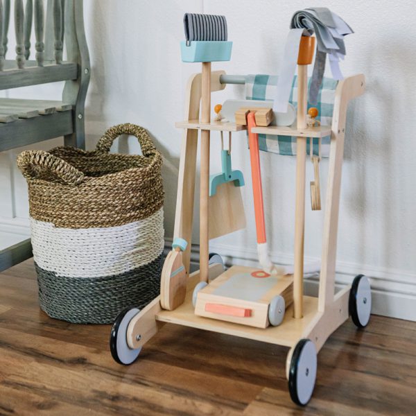 Smart Cleaning Cart - Oliver Ruffus