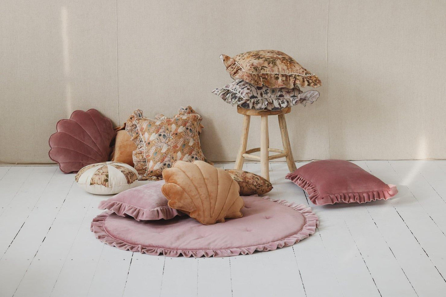 Soft Velvet Caramel Shell Pillow