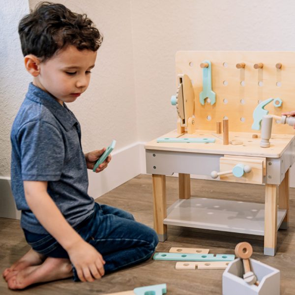 Little Builder Work Bench - Oliver Ruffus