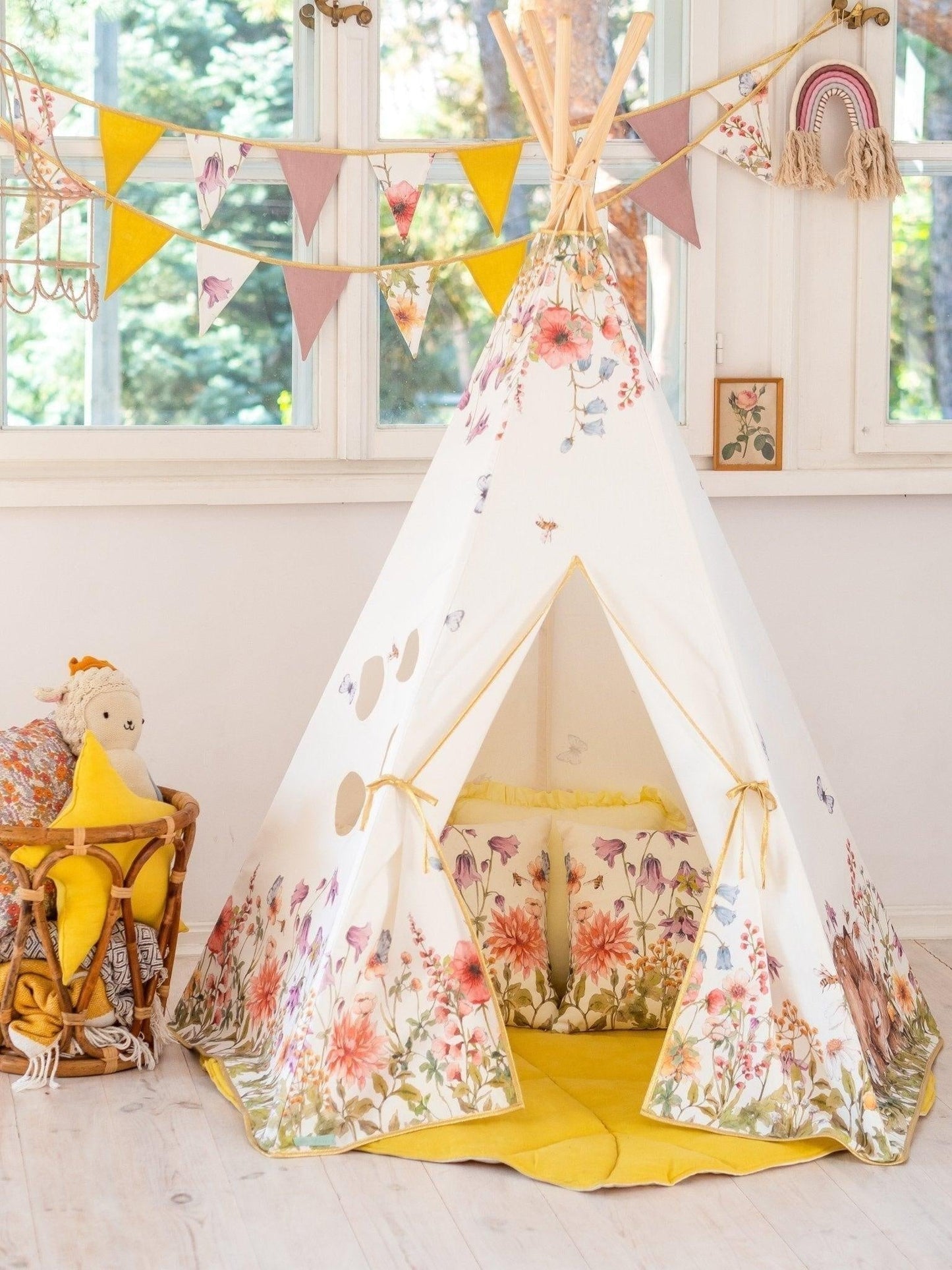 “Wildflowers” Teepee and "Powder Pink" Leaf Mat Set