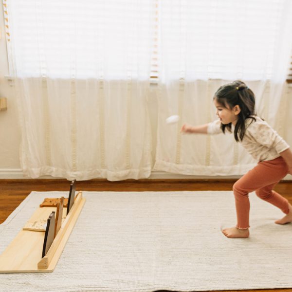 Zoo Crew Bean Bag Toss - Oliver Ruffus